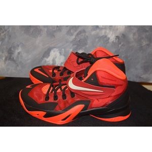 lebron soldier 8 red